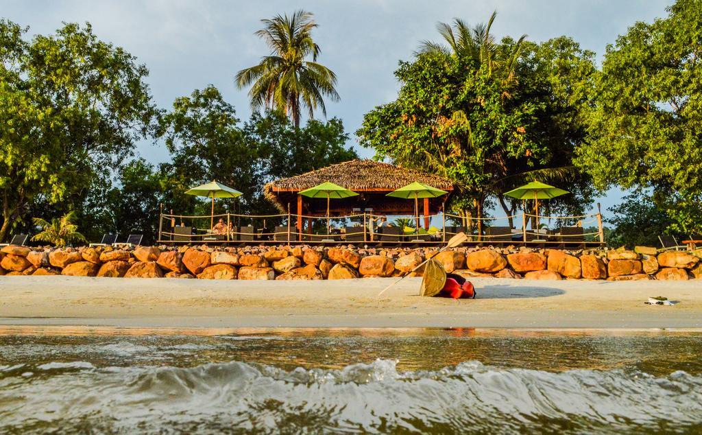 Mango Beach Resort Трат Екстериор снимка