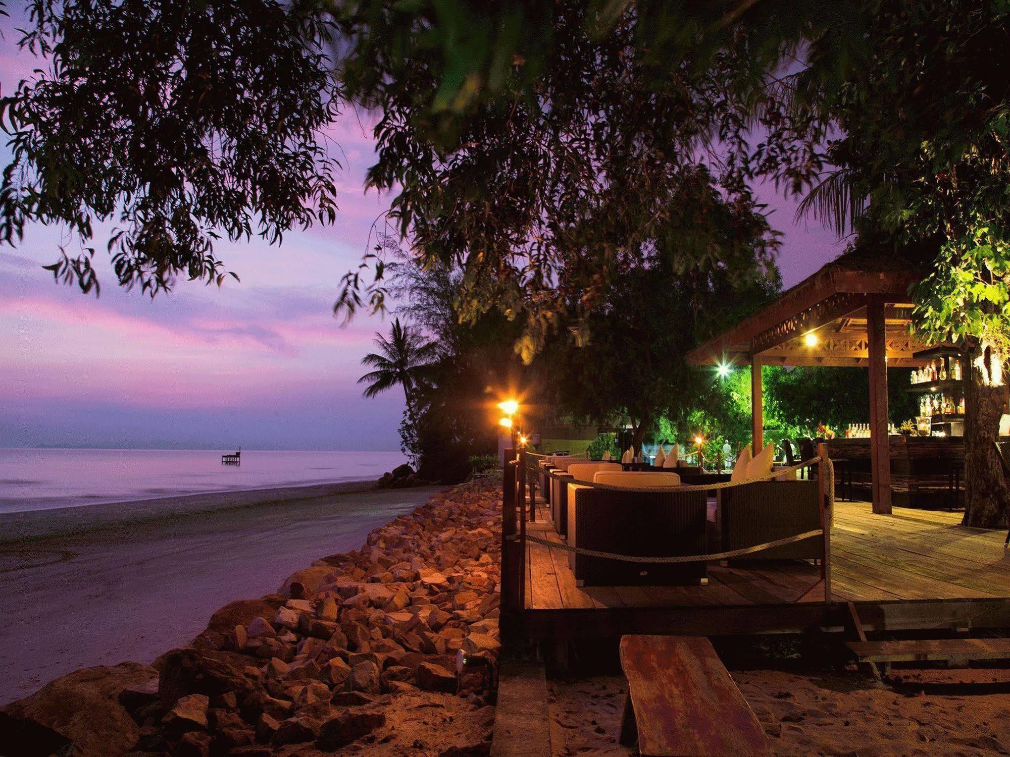 Mango Beach Resort Трат Екстериор снимка