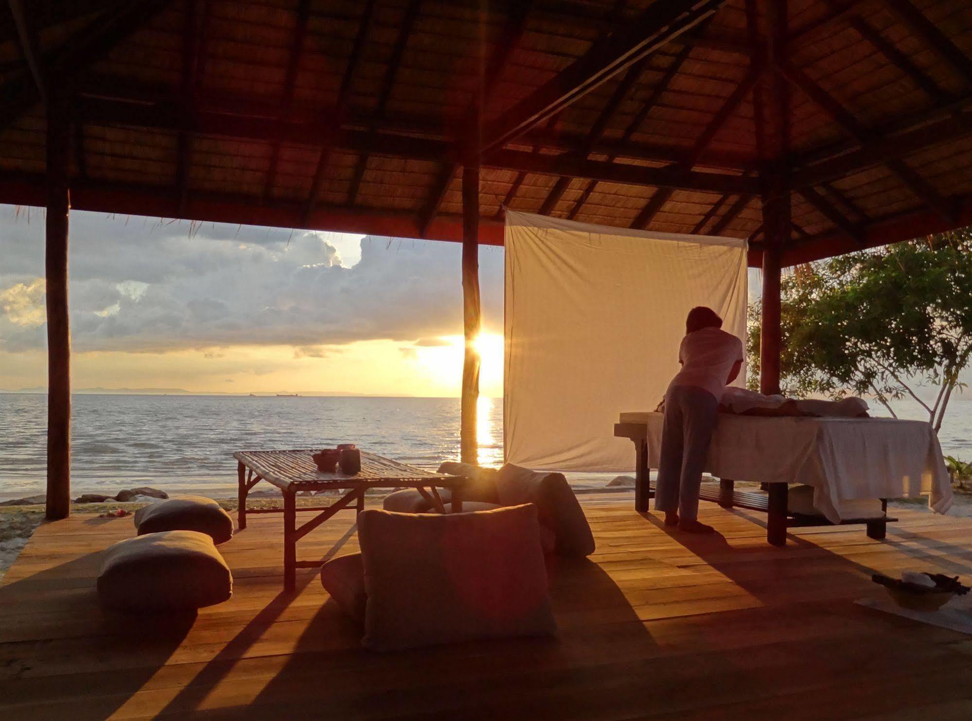 Mango Beach Resort Трат Екстериор снимка